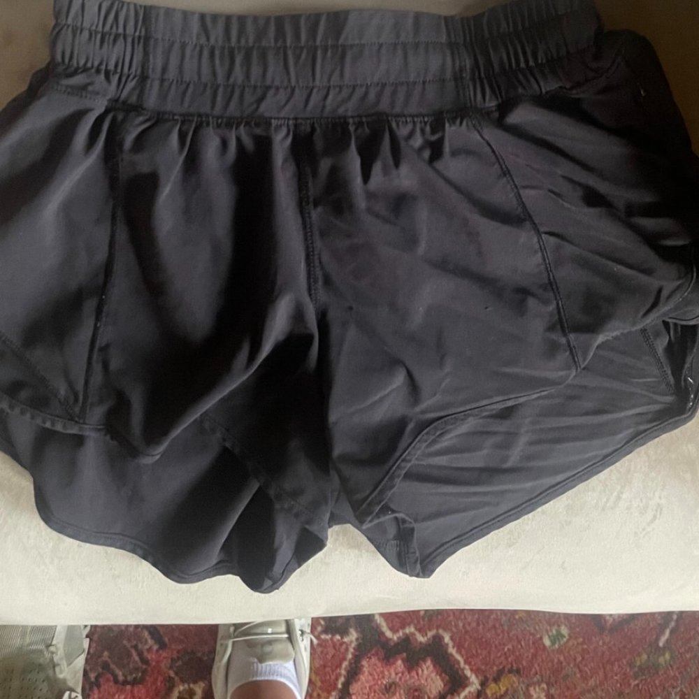 black lulu size 4